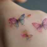 Tatouage papillon : Symbolique, aquarelle et emplacements